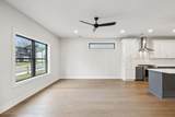 2719 Batavia St - Photo 5
