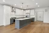 2719 Batavia St - Photo 8