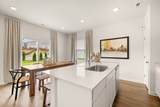 537 Emerson Lane - Photo 11