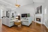 402 Five Oaks Blvd - Photo 11