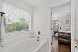 1006 Bradford Park Rd - Photo 12