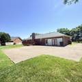 2318 Riverstone Dr - Photo 13