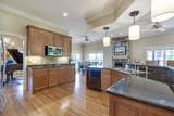 8216 W Chase Ct - Photo 14