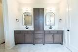 2930 Carisbrooke Dr - Photo 22