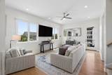 1026 Argyle Ave - Photo 10
