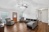 1131 Dodson Dr - Photo 13