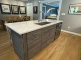 865 W Hillwood Dr - Photo 3