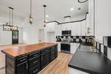 1798 Twin Caves Dr - Photo 11