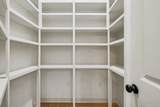 1798 Twin Caves Dr - Photo 24