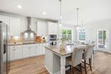 8003 Forest Hills Drive - Photo 21