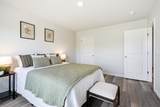 8003 Forest Hills Drive - Photo 58