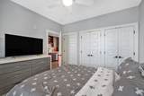 1077 E Trinity Ln - Photo 17
