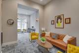 1077 E Trinity Ln - Photo 18