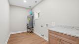 109 Oak Park - Photo 29
