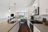 68 Fern Ave - Photo 4