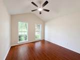 1027 Countess Ln - Photo 16