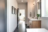 832B W Argyle Ave - Photo 31