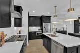 611B James Ave - Photo 17