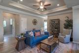 825 Lottie St - Photo 8