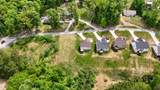 1919 Lakewood Dr - Photo 4