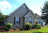 131 Charlotte Dr - Photo 2