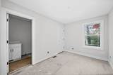 601 Mann Cir - Photo 16