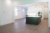 2828 Valley Rd - Photo 14