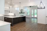 2828 Valley Rd - Photo 3