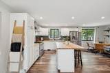 2210 Lynwood Dr - Photo 8