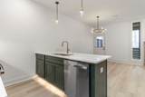 53 Holland Park - Photo 10