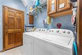 5227 Beverly Oaks Drive - Photo 39