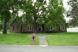 2810 Regenwood Dr - Photo 2