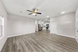160 Bainbridge Dr - Photo 7