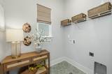 821 Saint Clair Avenue - Photo 15