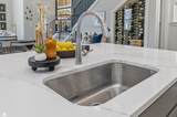 821 Saint Clair Avenue - Photo 8