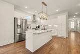 829 Watts Ln - Photo 5