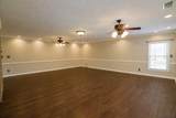 215 Oakview Cir - Photo 7