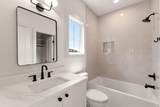 916 Morrison St - Photo 32