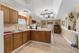 122 Lakeview Rd - Photo 4