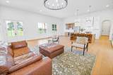 7838 Woodfin Rd - Photo 9