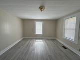 118 N Fowler Ave - Photo 3
