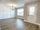 733 Banister Dr - Photo 3