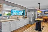 2837 Rambling Rd - Photo 11