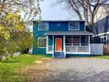 1004 Clay St - Photo 1
