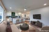 1725 Welcome Ln - Photo 3
