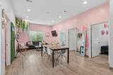 941 Main St - Photo 3