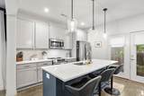 1125 Chester Ave - Photo 16