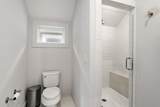 1125 Chester Ave - Photo 33