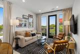 245 Hermitage Ave - Photo 4