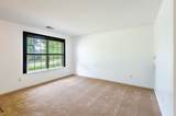 110 Waterview Dr - Photo 3